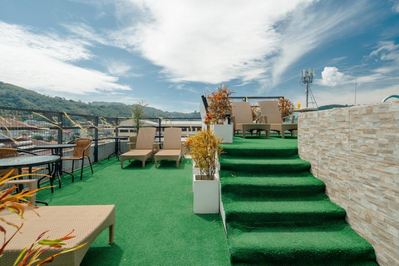 Patong Buri Resort Kültér fotó